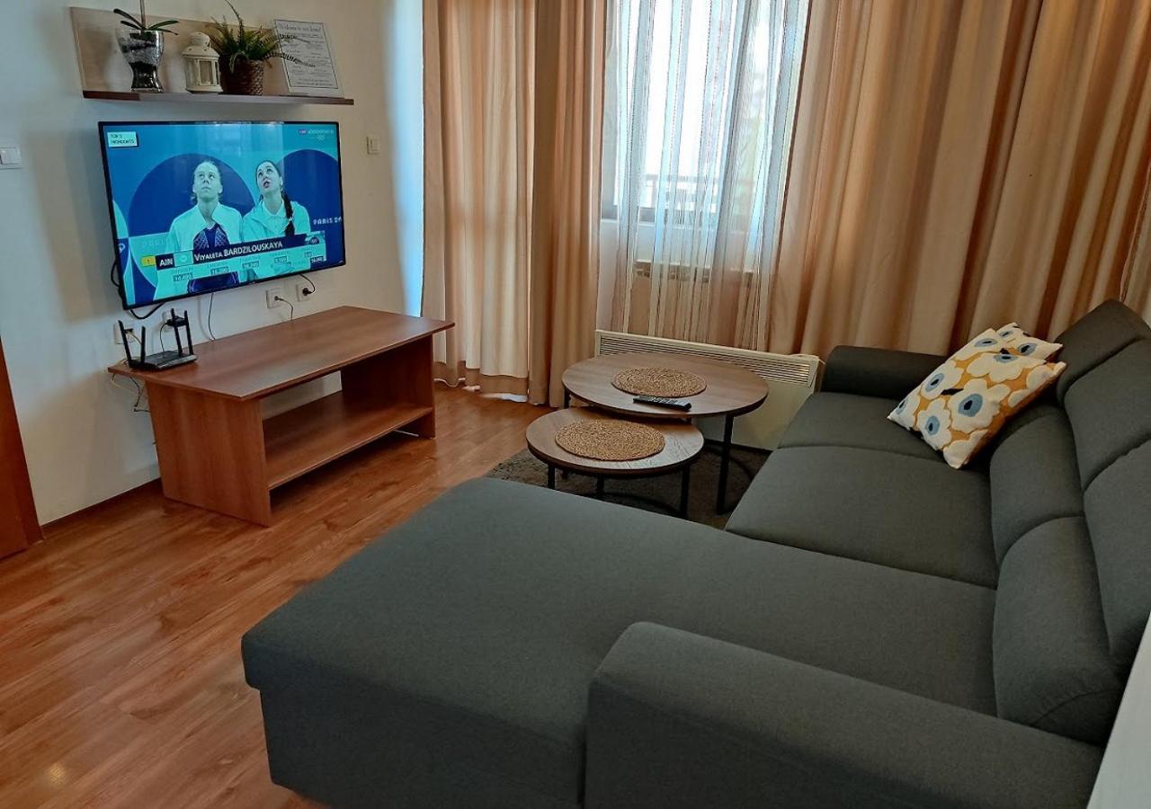 Family 2 Bed Apartment In Банско Екстериор снимка