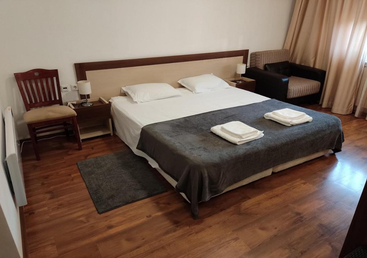 Family 2 Bed Apartment In Банско Екстериор снимка